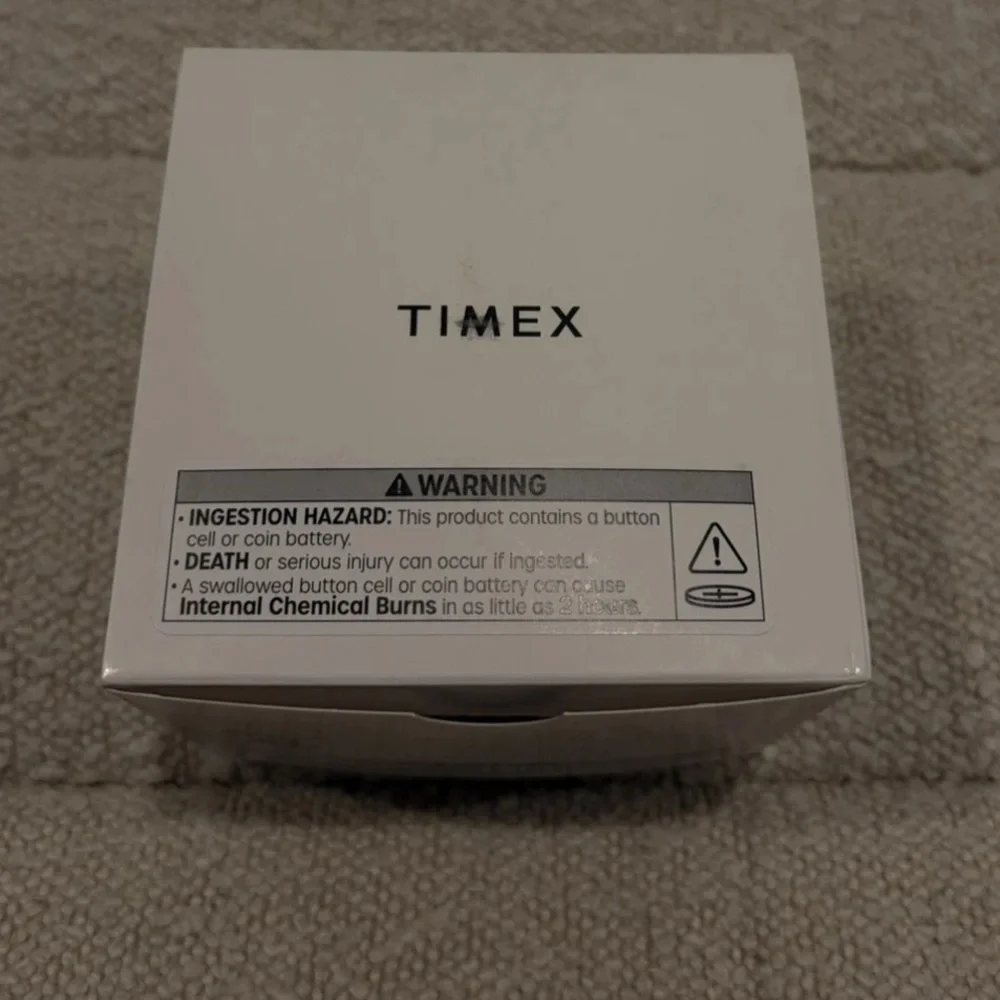 Noah x Timex Lighthouse (TW2Y55400) Watch, Unworn, - Brand New in Box & Papers - Picture 9 of 9